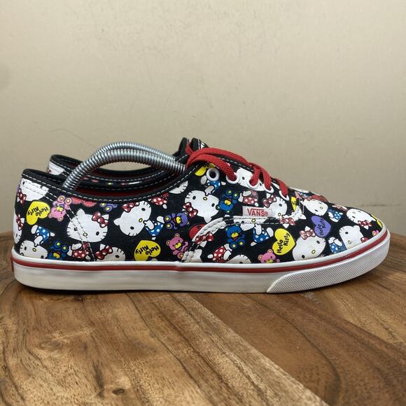 Vans Lo Pro Hello Kitty Womens Black And Red Size 8.5 Low Top Shoes - Picture 1 of 10